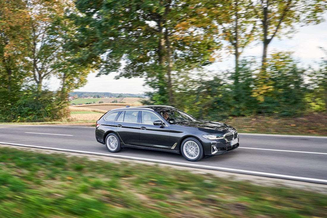 AS24-modelpagina-bmw-5-touring_01