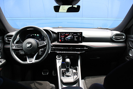 Dodge Hornet R/T Plus PHEV 2024 : Essai routier Body Image