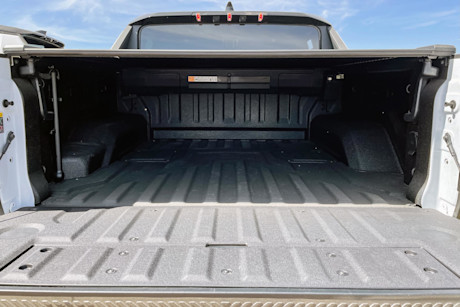 Editorial 2022 gmc hummer ev edition 1 pickup 30 ct