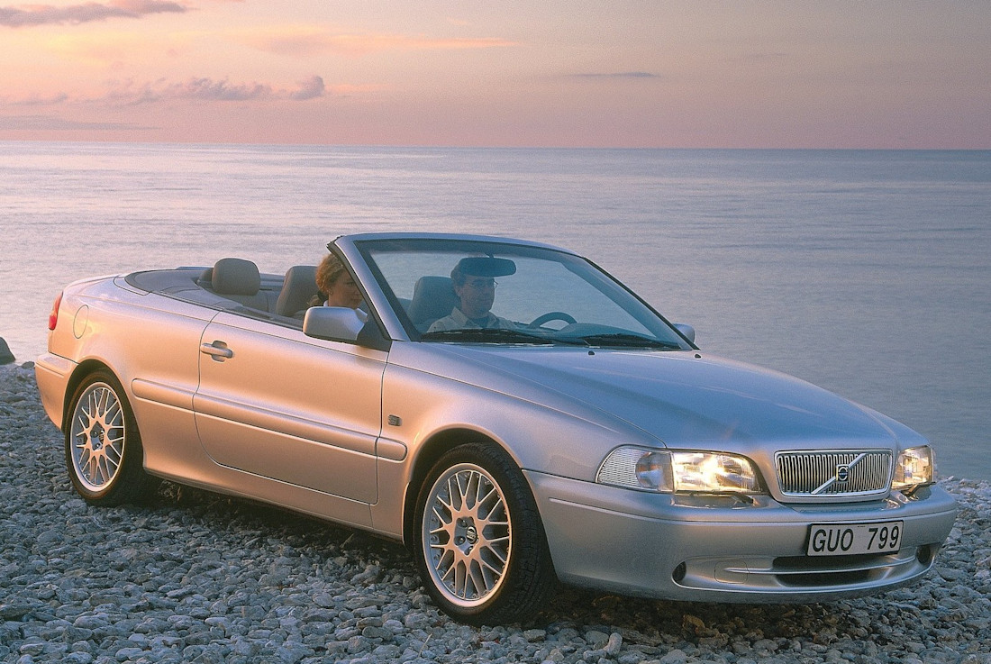 volvo-c70-i-white-front