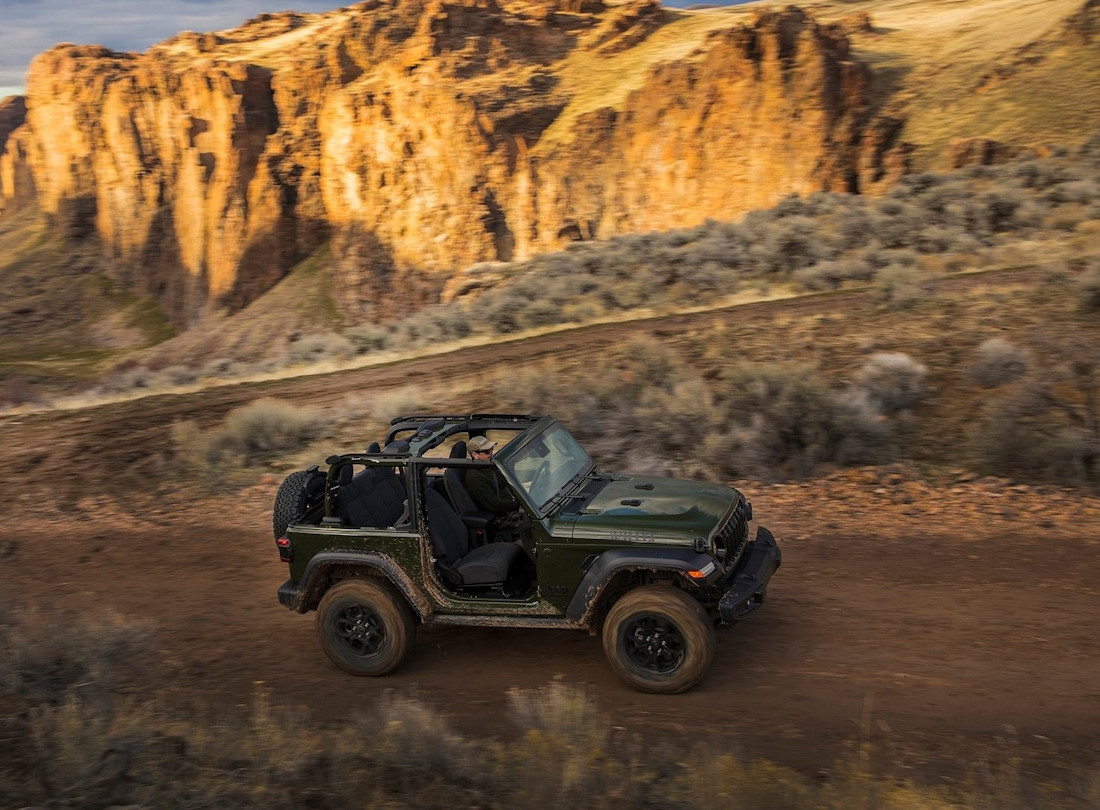 jeep-wrangler-cabrio-side