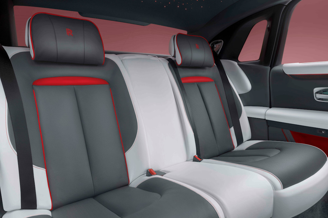 ROLLS-ROYCE-GHOST-PRISM-2024-120-aniversario (2).jpg