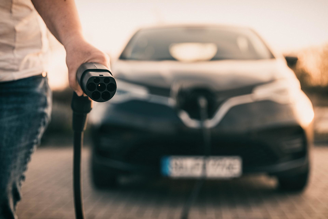 E-Auto gebraucht kaufen Hero
