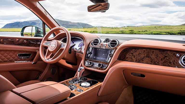 interior Bentley Bentayga