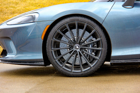 Editorial 2020 mclaren gt 16 dw