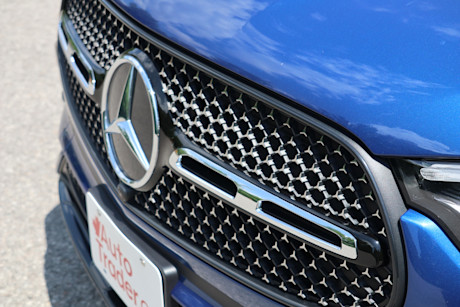 2025 Mercedes-Benz GLC 350e Review Body Image