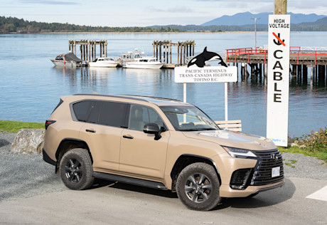 2025 Lexus LX 700h Overtrail+ Review Image