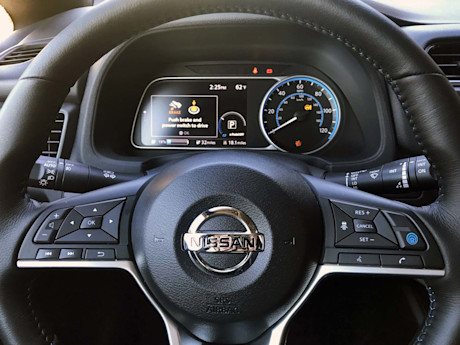 Editorial 2018 nissan leaf 24 gw