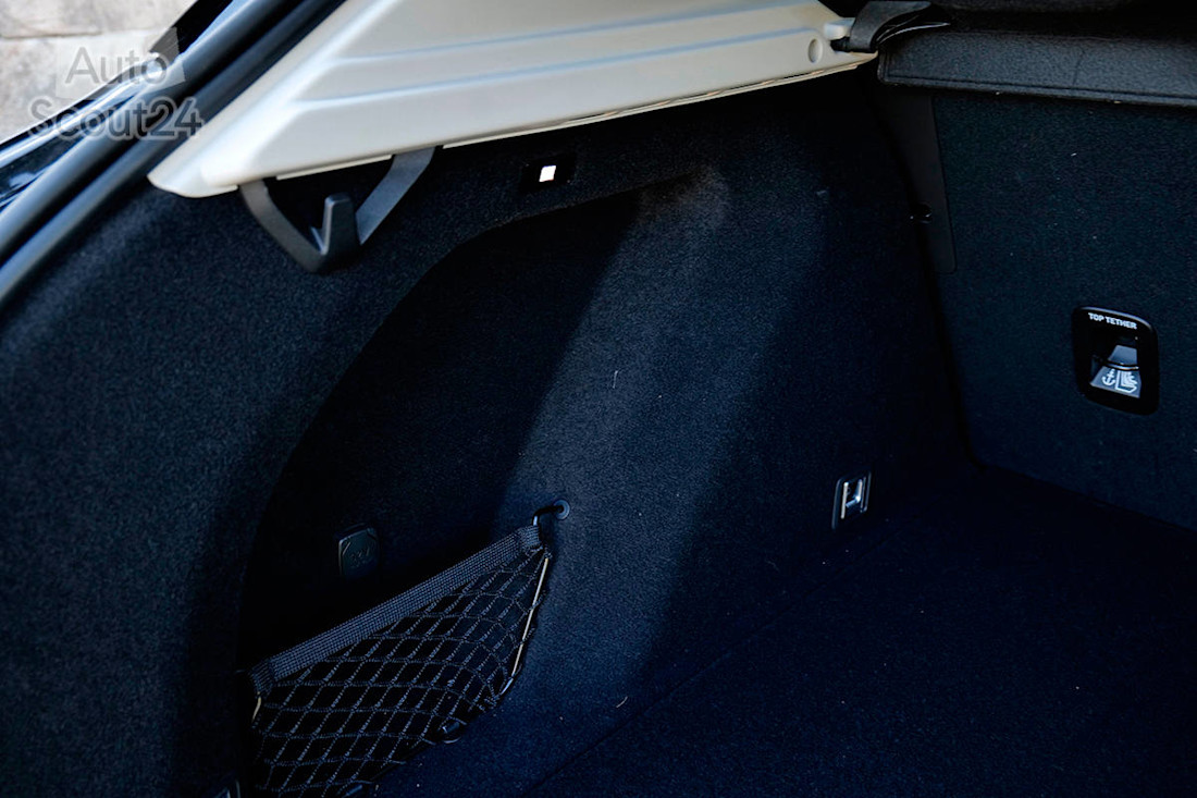 Video prueba Lynk  Co 01 2022 exterior y detalles ruben fidalgo (36).jpg