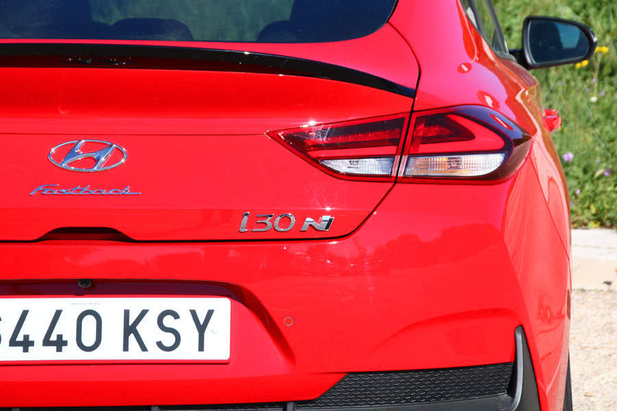 Hyundai i30 Fasback N (41).JPG