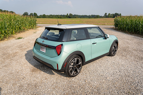 Editorial 2025 mini cooper s 3 door td jw 240903 13