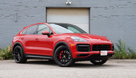 Editorial 2021 porsche cayenne gts coupe 03 jl
