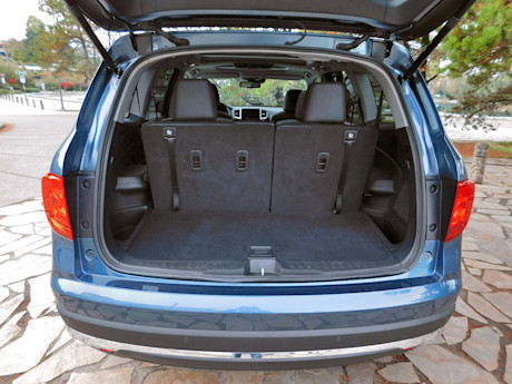 Editorial 2016 honda pilot touring awd sh 19