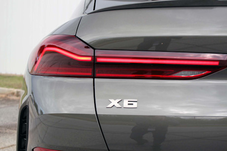 Editorial 2020 bmw x6 m50i 22 sha