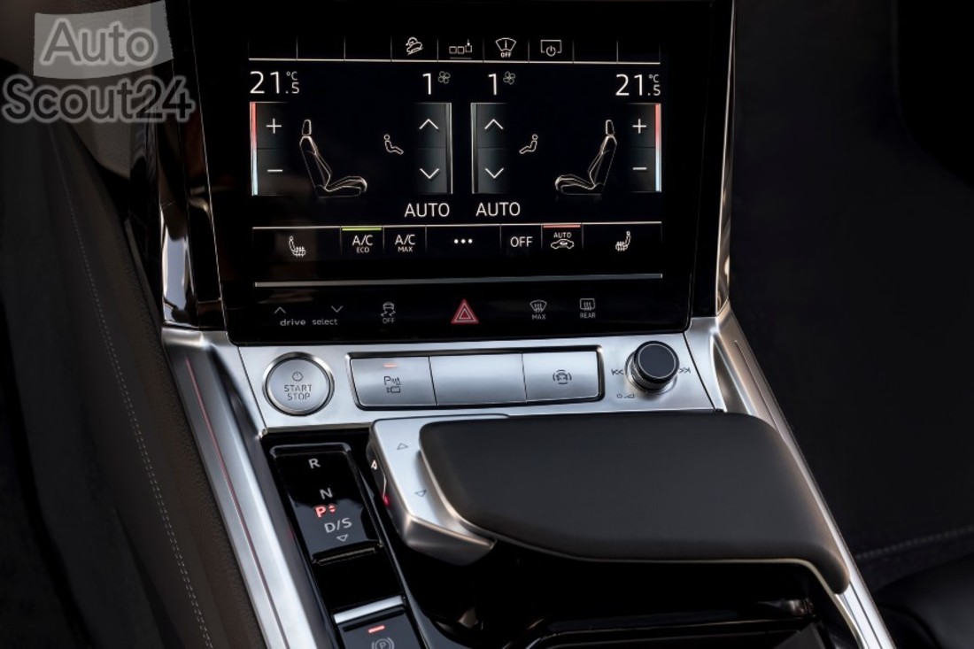 Audi e-tron Sportback alta 39 (1).jpg