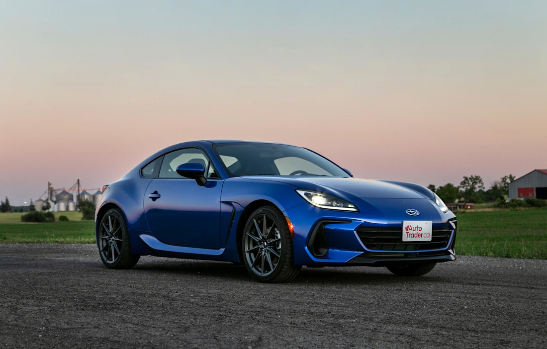 Editorial 2022 subaru brz sport tech 02 jw