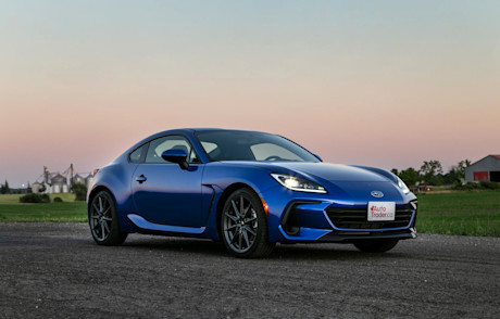 Editorial 2022 subaru brz sport tech 02 jw