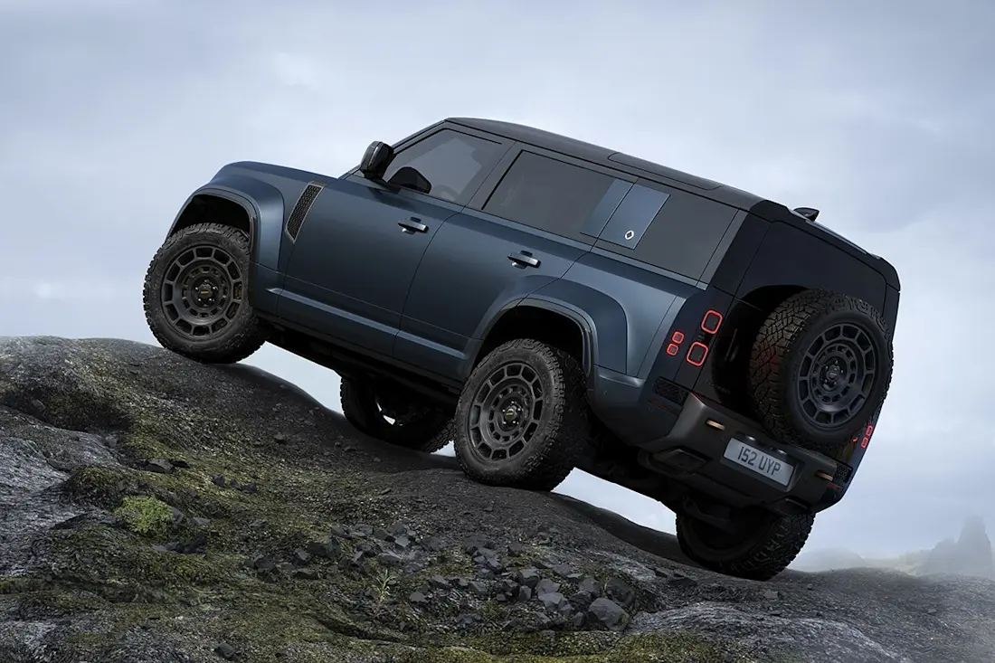 BEBE20250605 Land Rover Defender 03