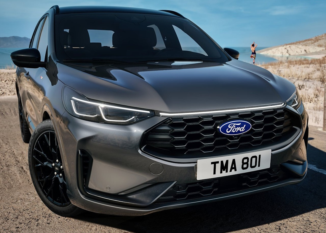 Ford-Kuga-2025- frontale Seitenansicht 2