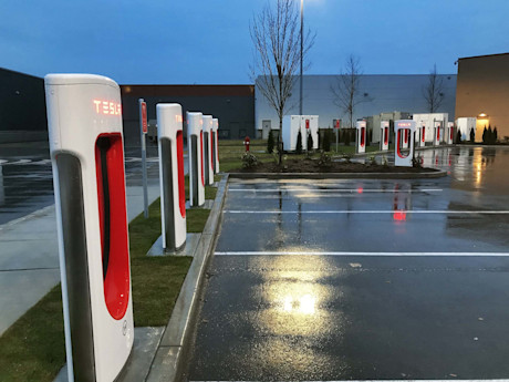Editorial tesla model 3 north america tour 05 ss
