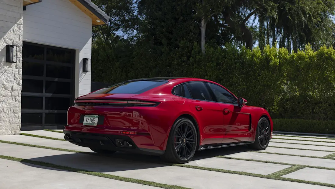 porsche panamera gts 324