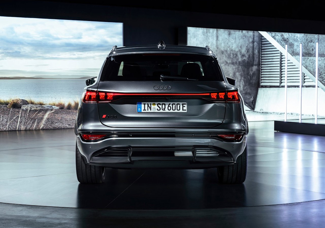 Audi-SQ6 e-tron-2025 4