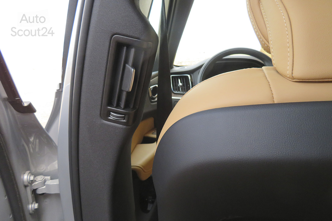 26_volvo xc 60.JPG