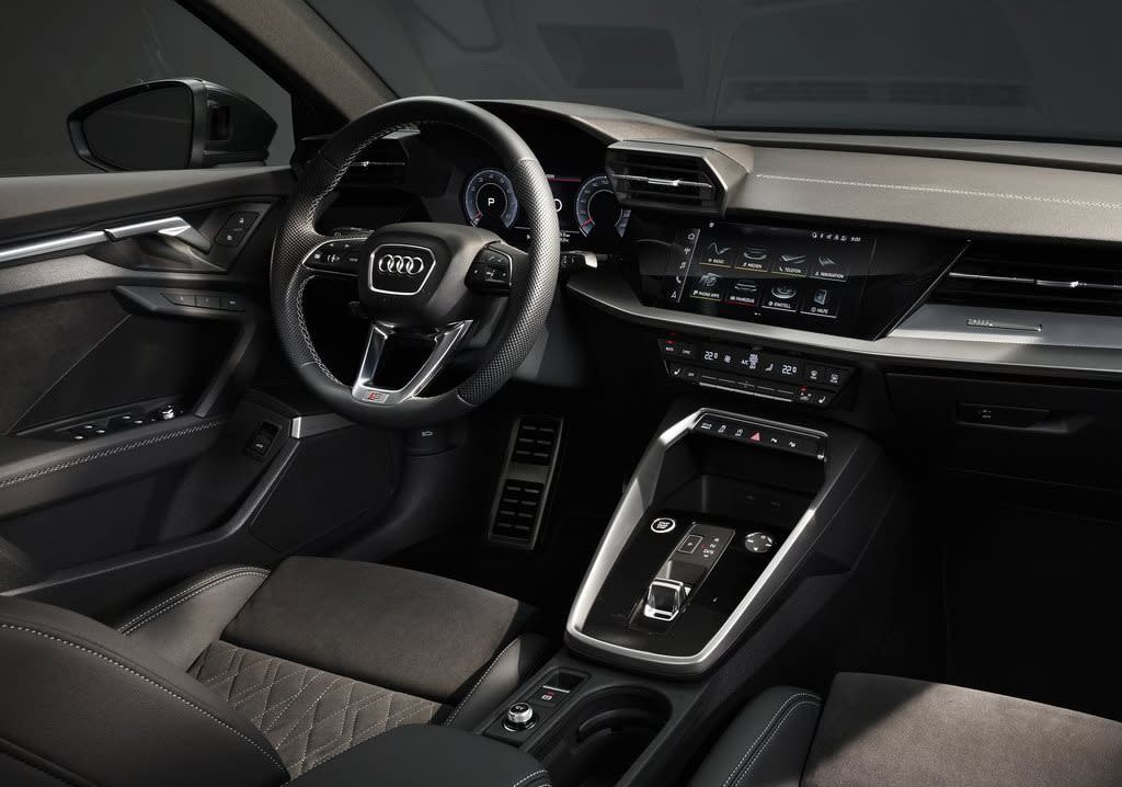 Audi-A3_Sedan-2021-1024-1f.jpg
