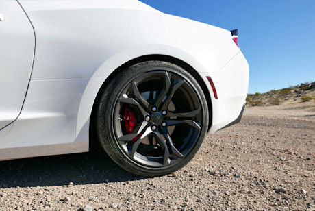 Editorial 2017 chevrolet camaro 1le 11 bh