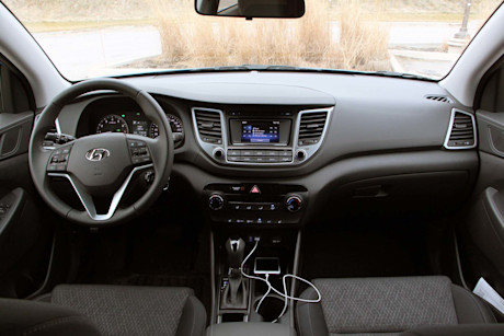 Editorial 2016 hyundai tucson 20 jy 12