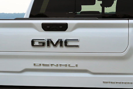 Editorial 2022 gmc sierra denali ultimate 11 jm