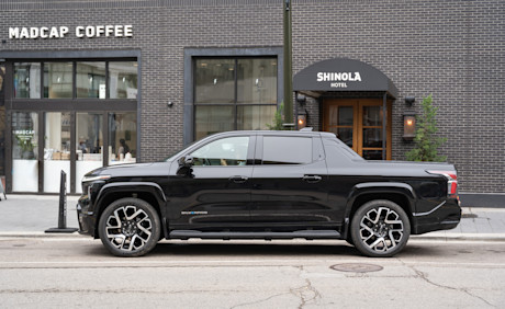 Editorial 2024 chevrolet silverado ev jw 7