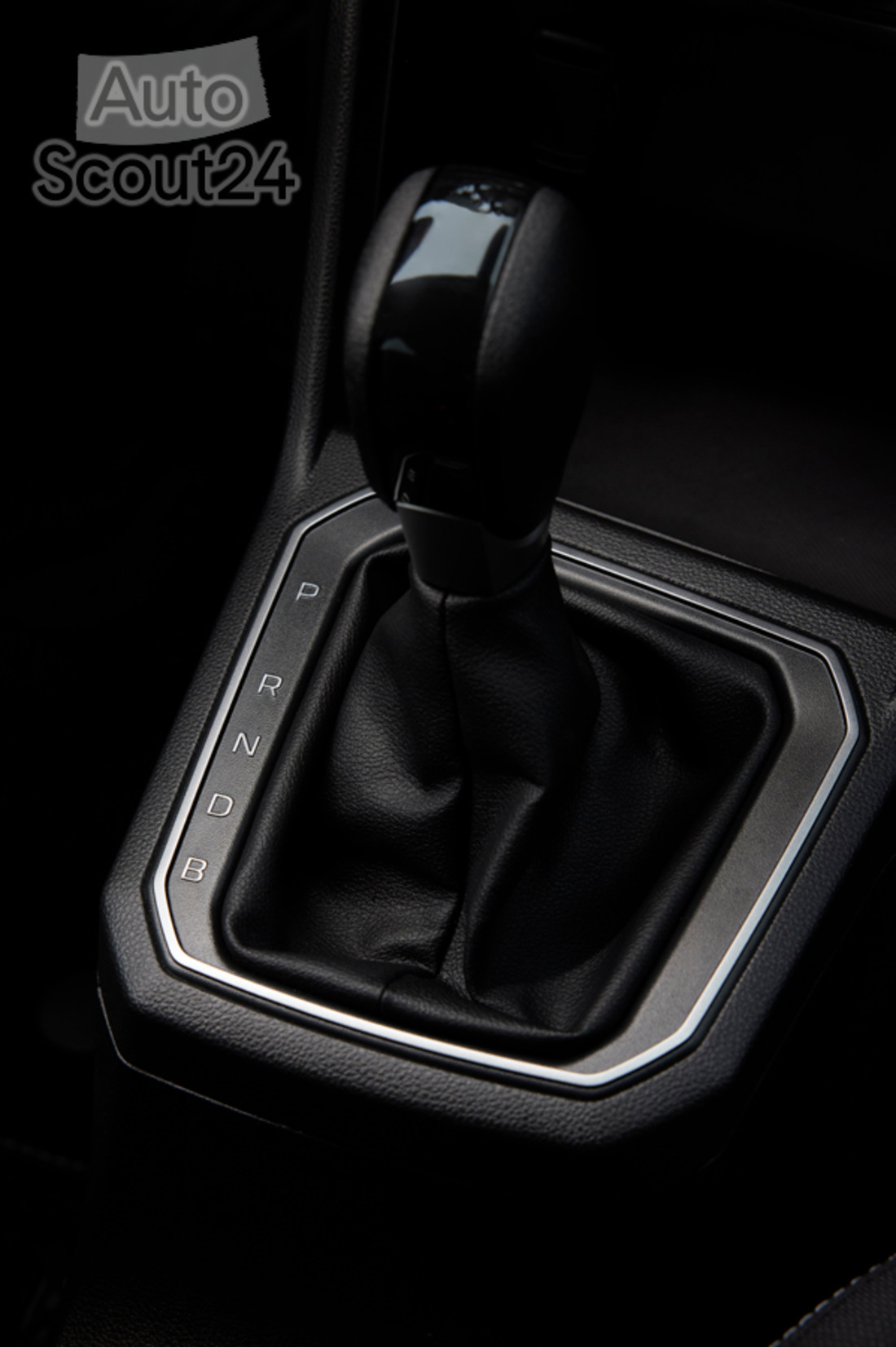 dacia-jogger-hybrid (18).jpg