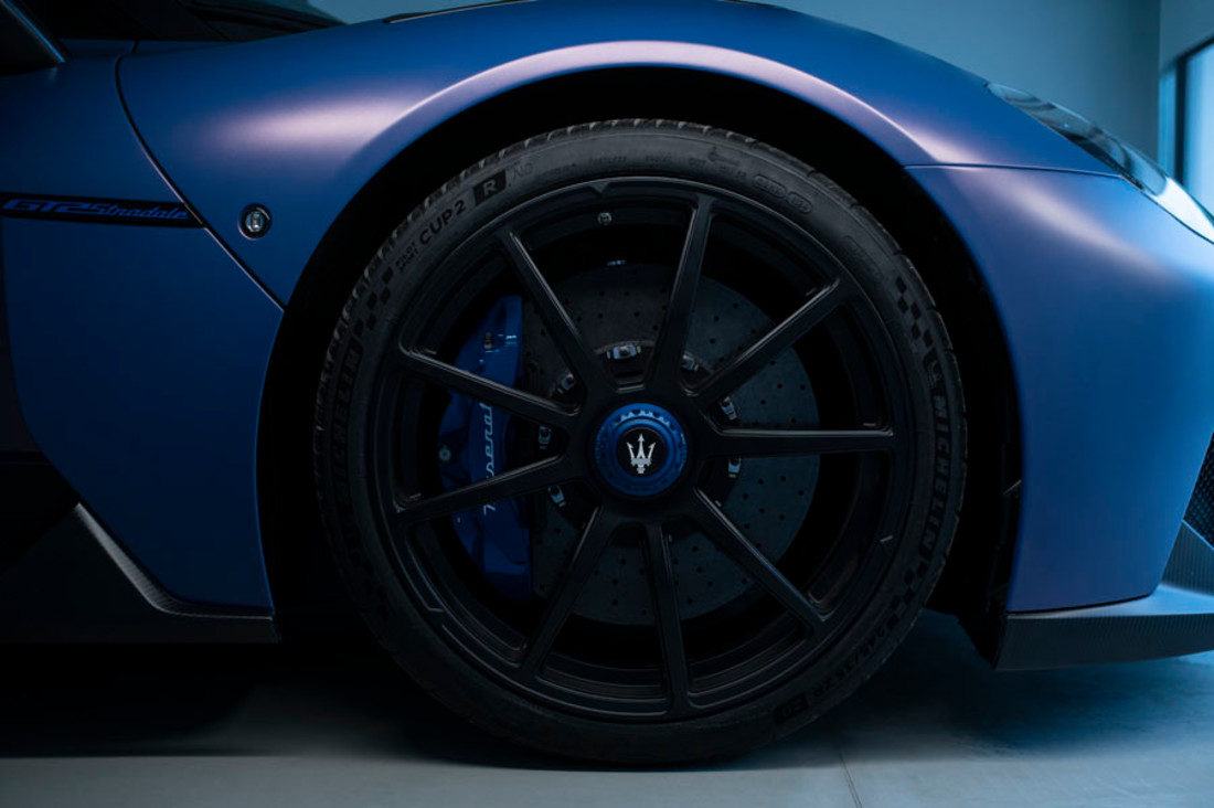 Maserati GT2 Stradale (9).jpg