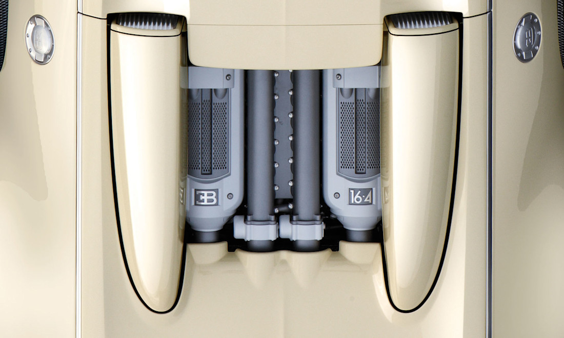 veyron_engine.jpg