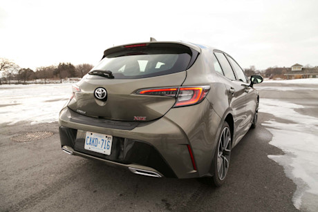 Editorial 2019 toyota corolla hatchback xse 05 jw