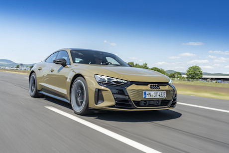 Met je elektrische auto op vakantie? Deze EV's kunnen het best tegen hitte