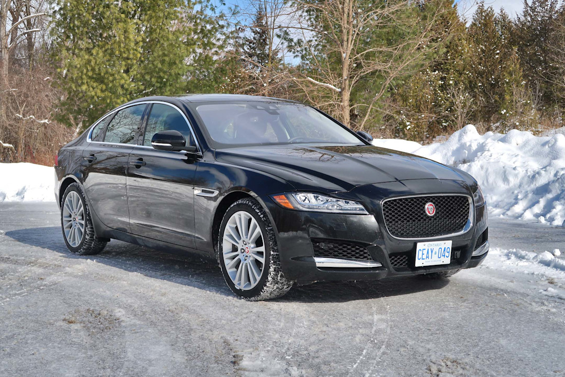Editorial 2018 jaguar xf 25t awd prestige 01 jm