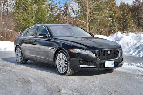 Editorial 2018 jaguar xf 25t awd prestige 01 jm