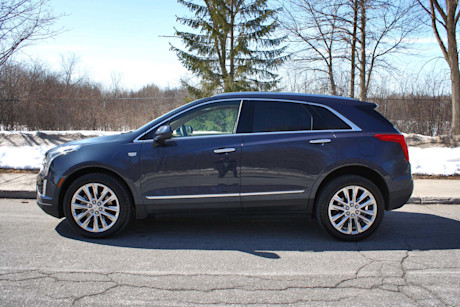Editorial 2018 cadillac xt5 awd platinum 04 db