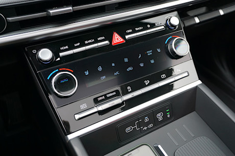 Editorial 2024 hyundai santa fe xrt td di 2406127