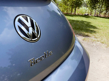 Editorial 2019 volkswagen beetle wolfsburg edition 10 bh