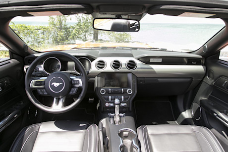 Editorial 2015 ford mustang gt convertible premium jw 32