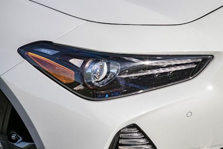 Editorial 2021 genesis g70 33t sport 09 jw