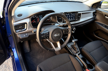 Essai routier : Kia Rio5 EX Sport 2018 Body Image