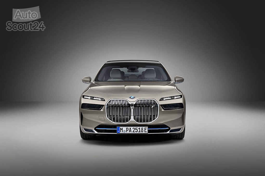 Nuevos BMW i7 y 760i 2022 (12).jpg