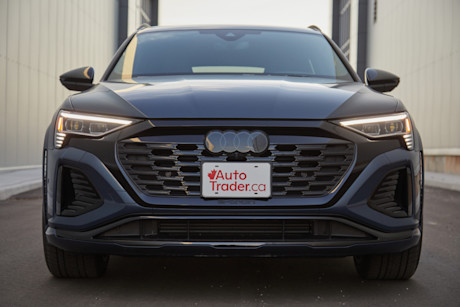 Editorial 12 audi sq8 sportback e tron