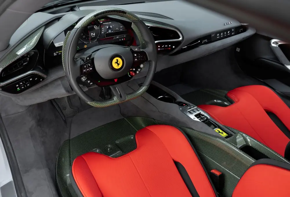 Ferrari SC40 INT