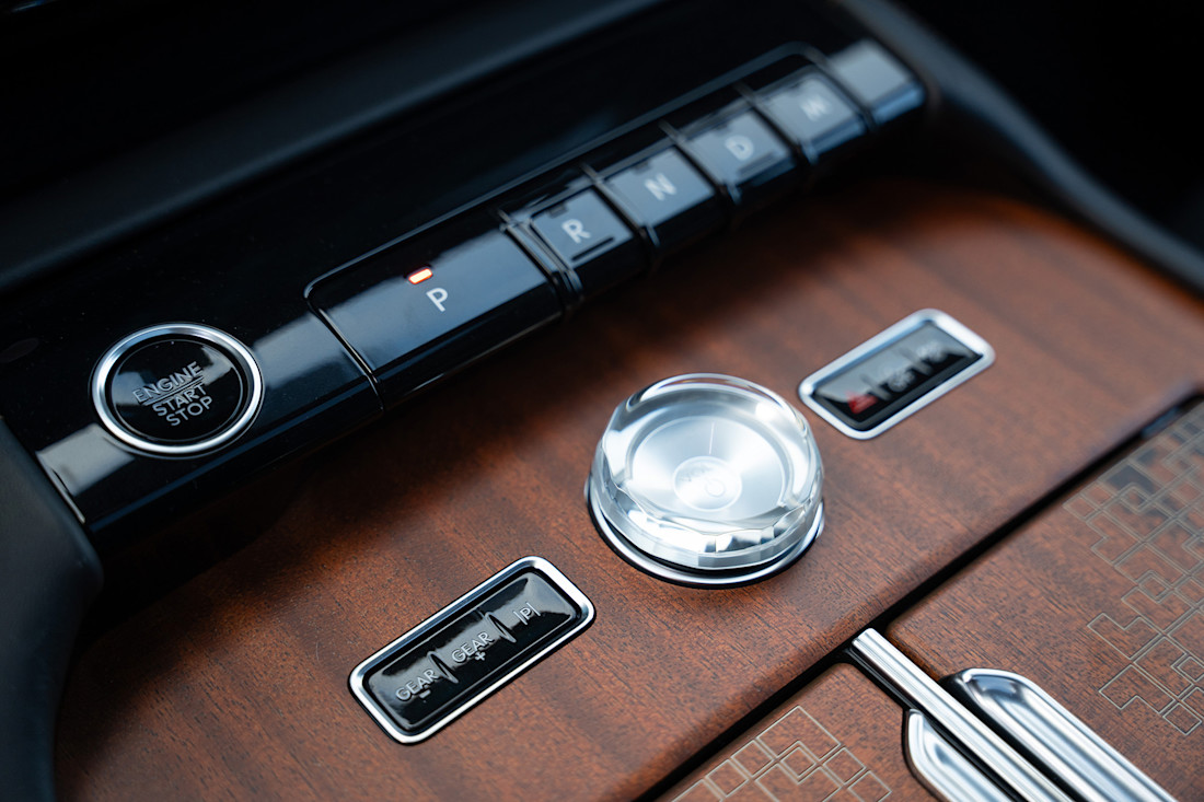 2026 Lincoln Navigator - TD - JW - 260413 - 10.jpg