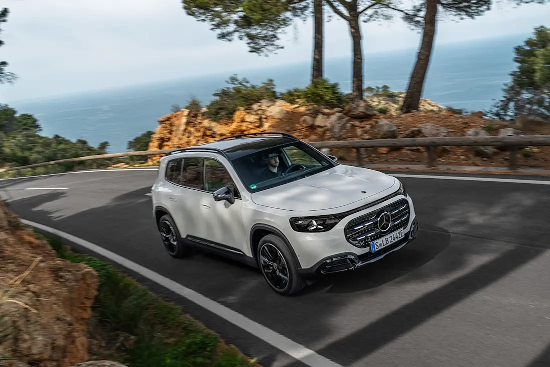 BEBE20260423 Mercedes GLB 05